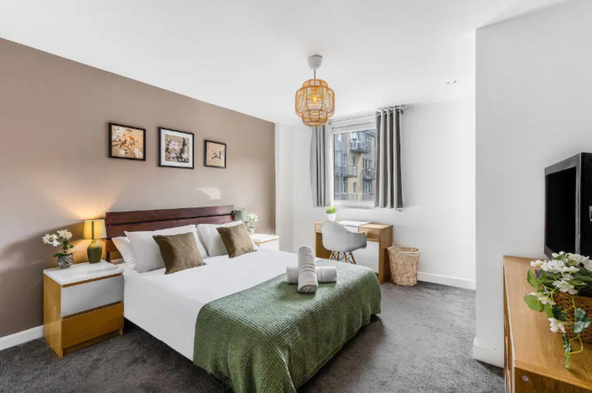 Oriental Suite 2 Bed 2 Bath Netflix And Free Parking, Games- Maihom Birmingham Exterior photo